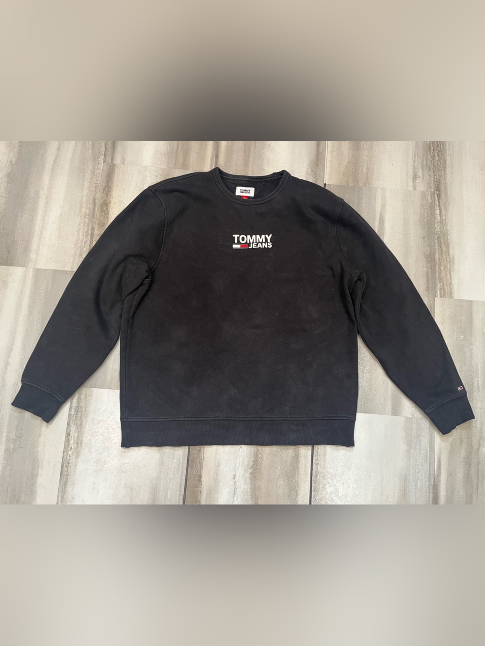 Tommy Jeans Black Sweatshirt, Size XL